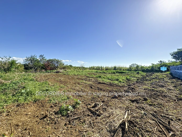 À Vendre Petit Raffray Terrain Résidentiel