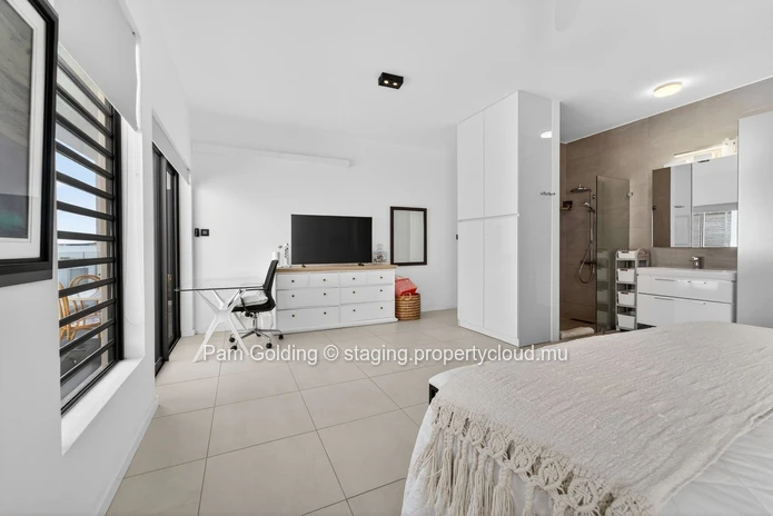 Penthouse immaculé et meublé à Tamarin