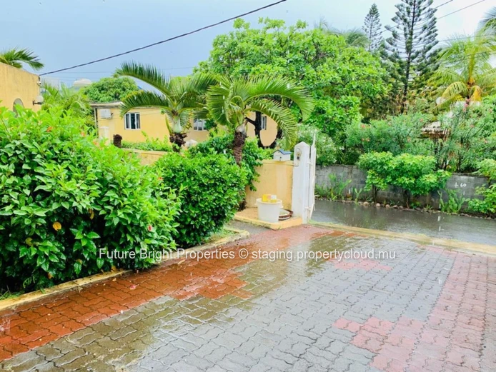 Property for Sale House Flic en Flac