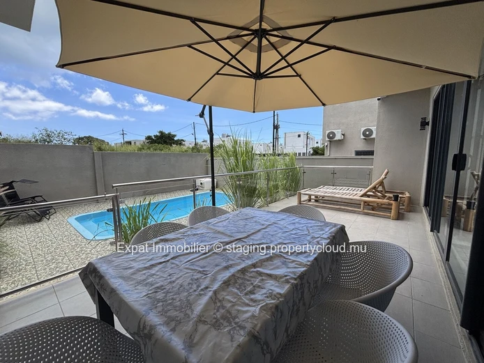 Villa Familiale Avec Piscine Sécurisée À Grand Baie – Environnement Calme