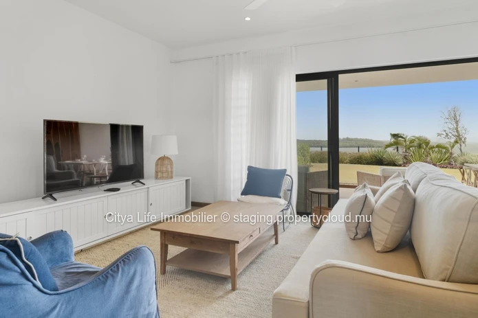 Stunning Apartment with Sea View and Pool Access in St Antoine - PDS - Rs 25M
