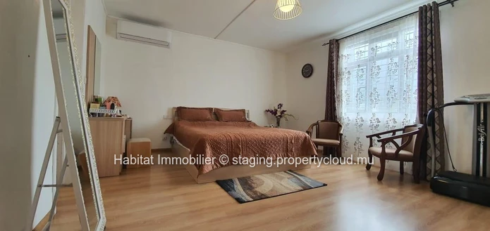 FOR SALE - Furnished and equipped family home of 343 m2 on a land of 133 toises located in the famous morcellement of...