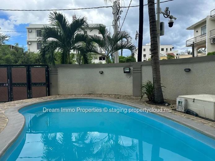 Revente Duplex 3 Ch Meublé Proche Mer A Flic En Flac – Ile Maurice