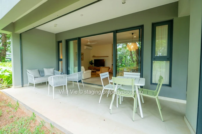 Belle Vue - Beautiful 3-bedroom apartment on the ground floor (Sole Mandate)