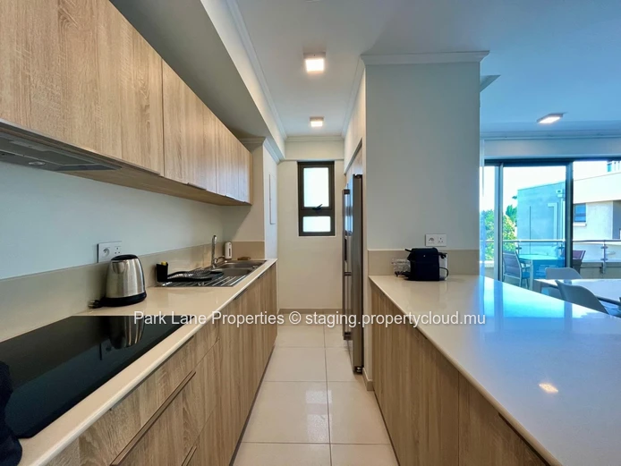 Appartement en RES en complexe avec accès sur la plage