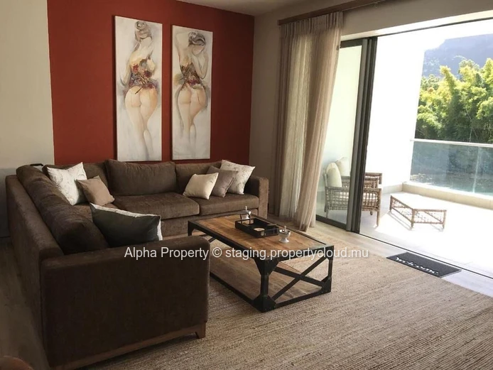 For Sale – Stylish 3-Bedroom Apartment in Bagatelle- Rs