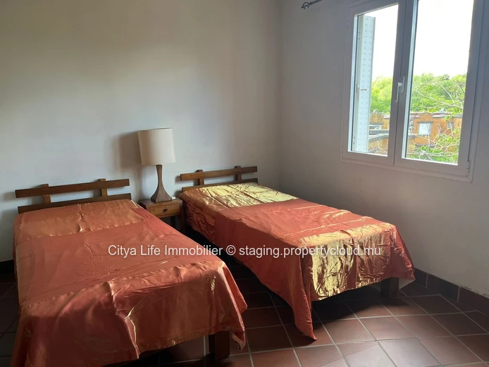 Stunning 2-Bedroom En Suite Duplex in Port Chambly