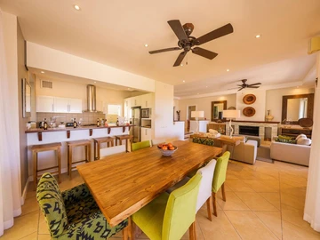 4 Bedroom Villa