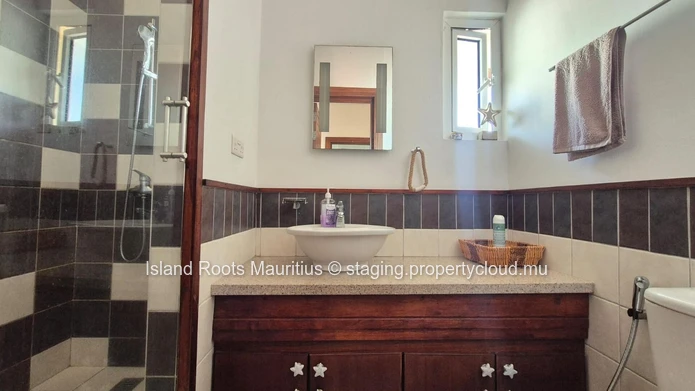 Magnifique appartement de 2 chambres situé à Bain Boeuf