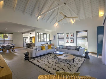 4 Bedroom Villa