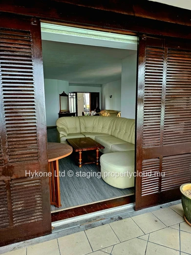 Appartement Pied Dans L'eau À Vendre À Grand Baie
