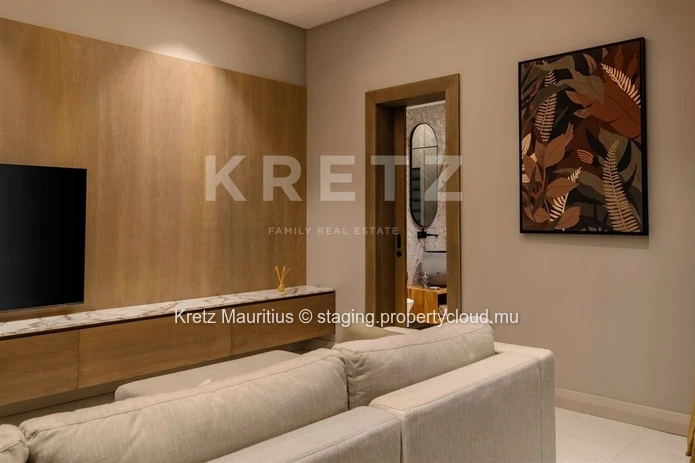 Exceptional golf-front villa, designed for entertaining