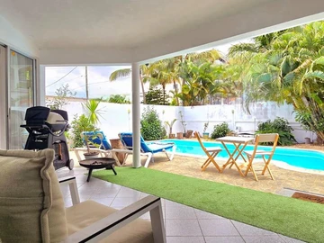 5 Bedroom Villa