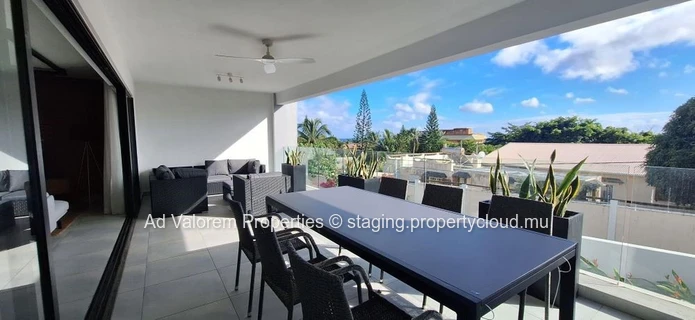Apartment for sale in Tamarin.
