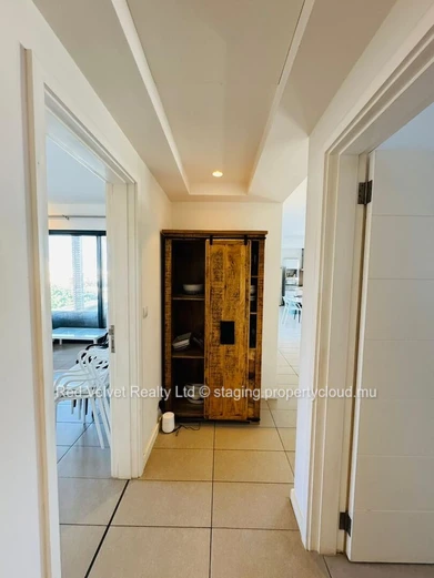 Penthouse meublé à louer à Rivière Noire - Black River, 230m², 3 chambres, services et aménités inclus, vue sur mer. ...