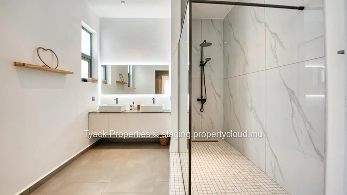 Appartement Neuf 3 Chambres Entièrement Meublé à Vendre à Pereybere