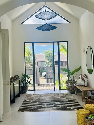 Luxury Short-Term Rental Villa in Mont Choisy Golf - 4 bedrooms and pool