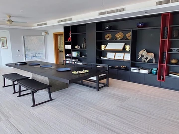 5 Bedroom Villa