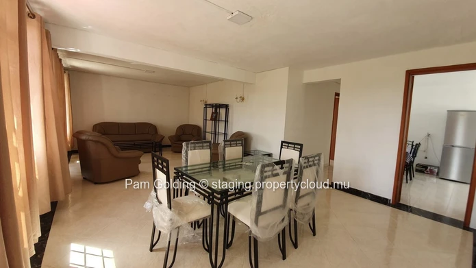 7-bedroom house with spacious rooms