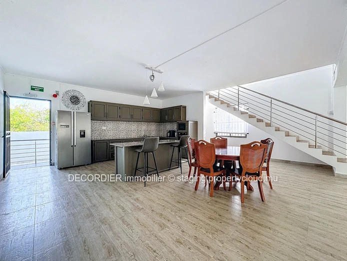 Detached house with  barbecue area (Sole Mandate)