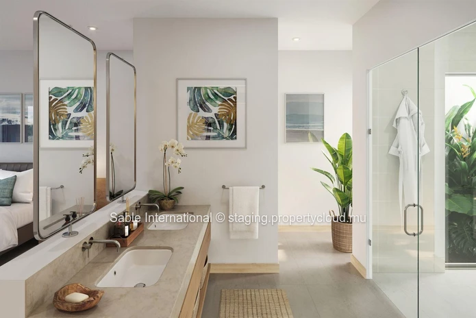 PDS Villa for sale in Péreybère, living area 287 m², land 564m², 4 bedrooms, private pool, close to schools, bus, gol...