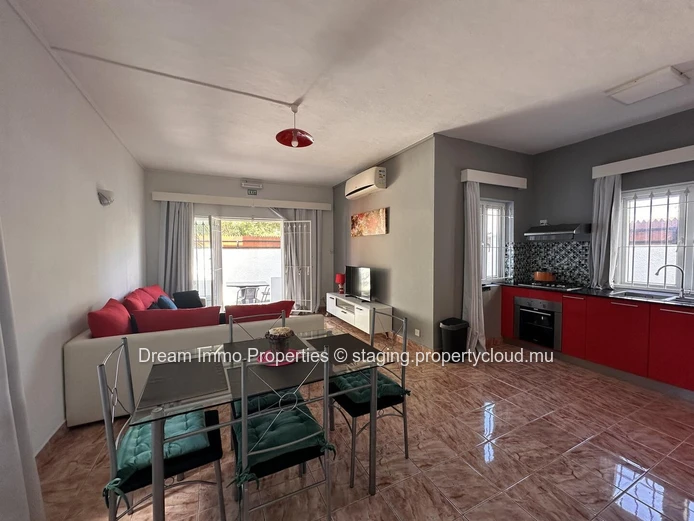 Complexe Residentiel De 6 Appartements Proche Plage De Flic En Flac - Ile Maurice