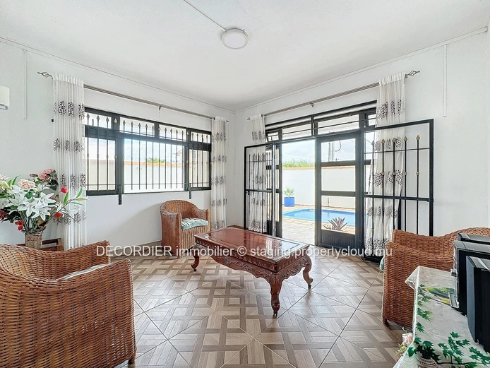 Investment opportunity: Large house in Mont Choisy