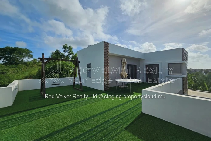 Your Dream Villa Awaits in the North!