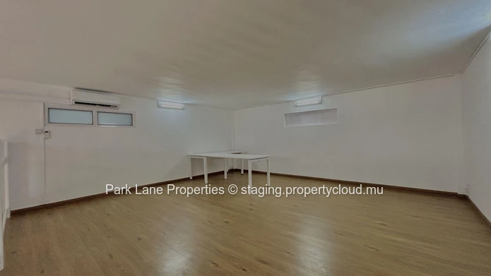 Prime Industrial Building for Sale: Offices, Warehouse Space, Ideal Location