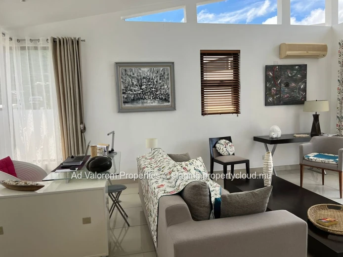 Penthouse à vendre a Rivière Noire!