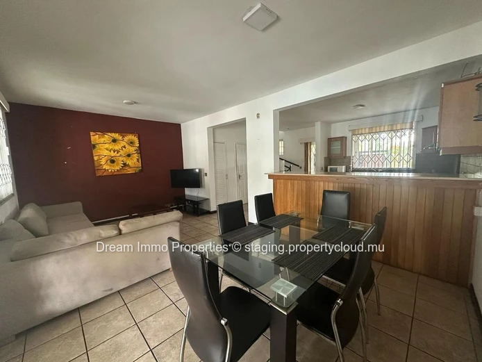 Revente Duplex 3 Ch Meublé Proche Mer A Flic En Flac – Ile Maurice