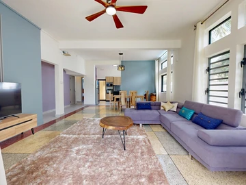 7 Bedroom Apartment