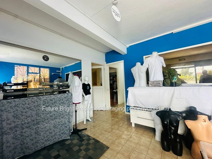 Unlock the potential of your business with this exceptional ground floor commercial property!