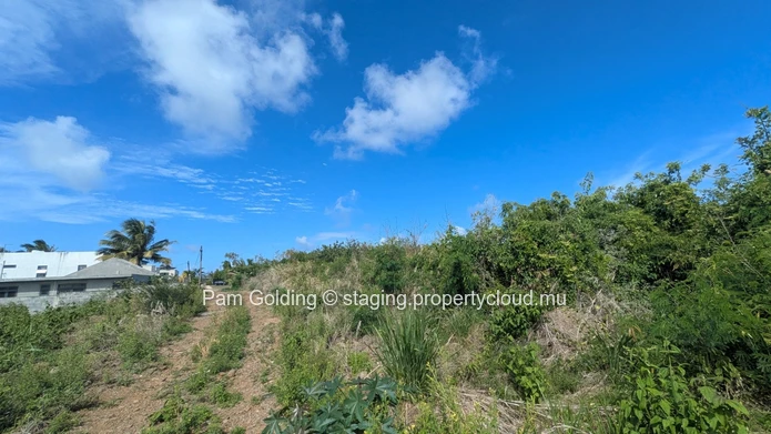 Grand Gaube – Terrain à vendre – Pam Golding Mauritius