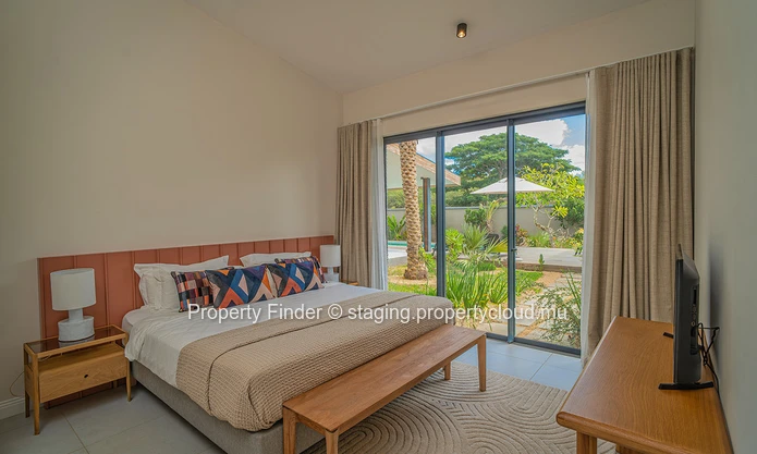 Luxury 5-Bedroom with Private Pool in Tamarin