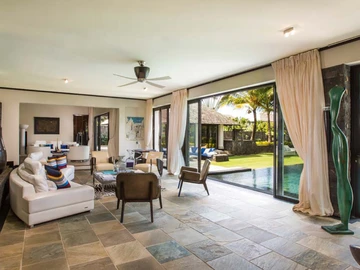 4 Bedroom Villa