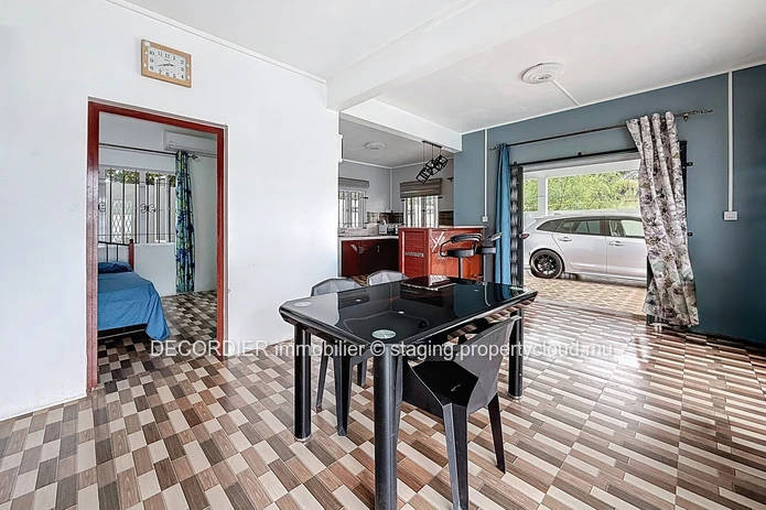 176 sqm Home Ideally Located in Sottise
