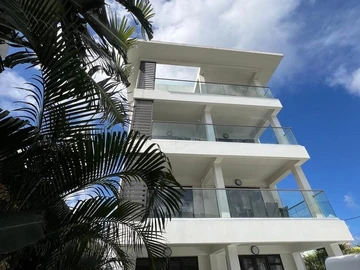 16 Bedroom Building