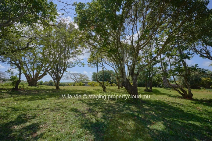 Belle Vue - Beautiful 3-bedroom apartment on the ground floor (Sole Mandate)