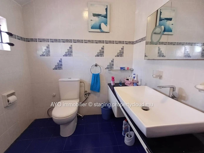 For sale charming 3 bedroom townhouse with private pool