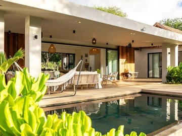 5 Bedroom Villa