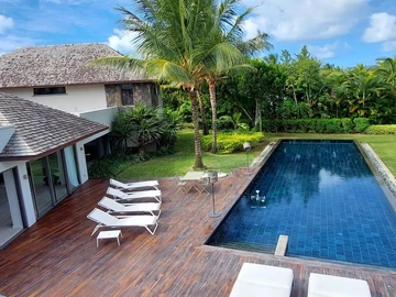 5 Bedroom Villa