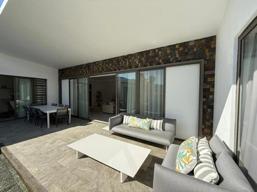 4 Bedroom Villa