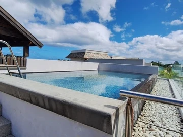 5 Bedroom Villa