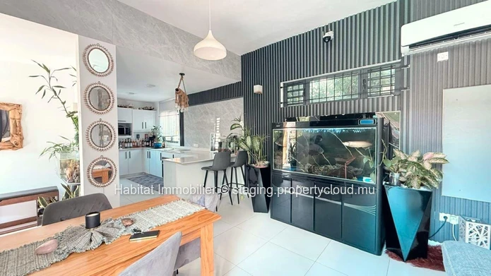 Maison de charme avec espace de vie intérieur-extérieur 