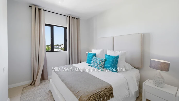 Péreybère - Magnificent 3-bedroom penthouse with large rooftop and private pool (Sole Mandate)