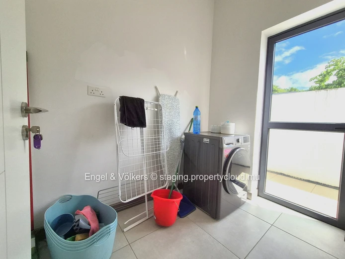 Fully Furnished 3 bedroom Duplex in Waterfront Residence