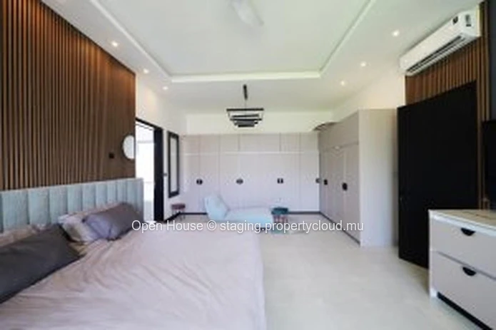 Villa PDS à vendre à Grand Baie, 210M² habitables, terrain 419m², 3 chambres, piscine privée, caractéristiques extéri...