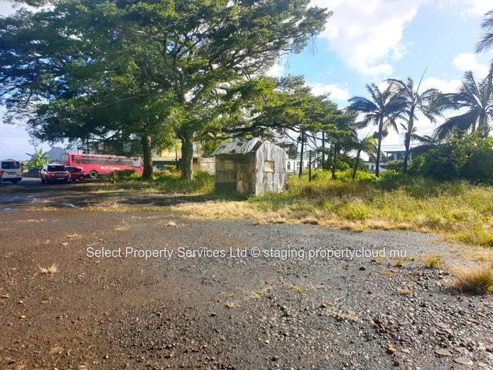 Commercial Land for Sale, Royal Road, Henrietta, Vacoas