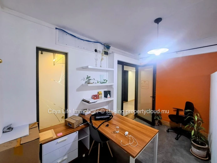 Office Space for Rent in Ebène – 40m² Modern Workspace